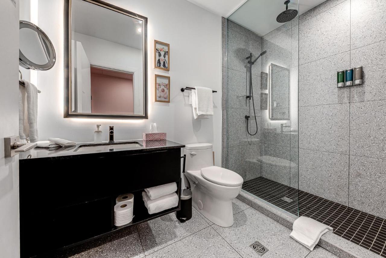 Touristique ▐ 335 Saint Joseph E▐ Apartment *